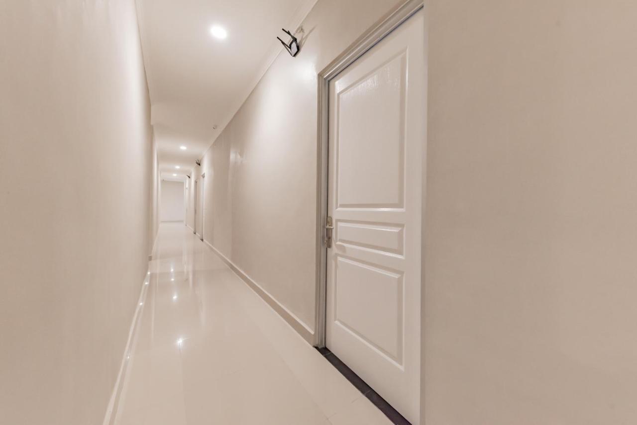 Reddoorz Plus Near Surapati Core Bandung Dış mekan fotoğraf